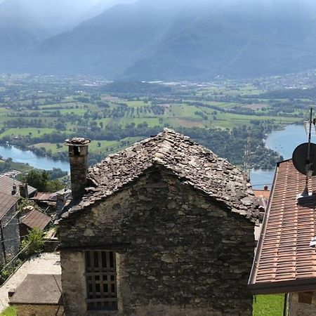 La Poulerie - Suite Dependance Gera Lario Buitenkant foto