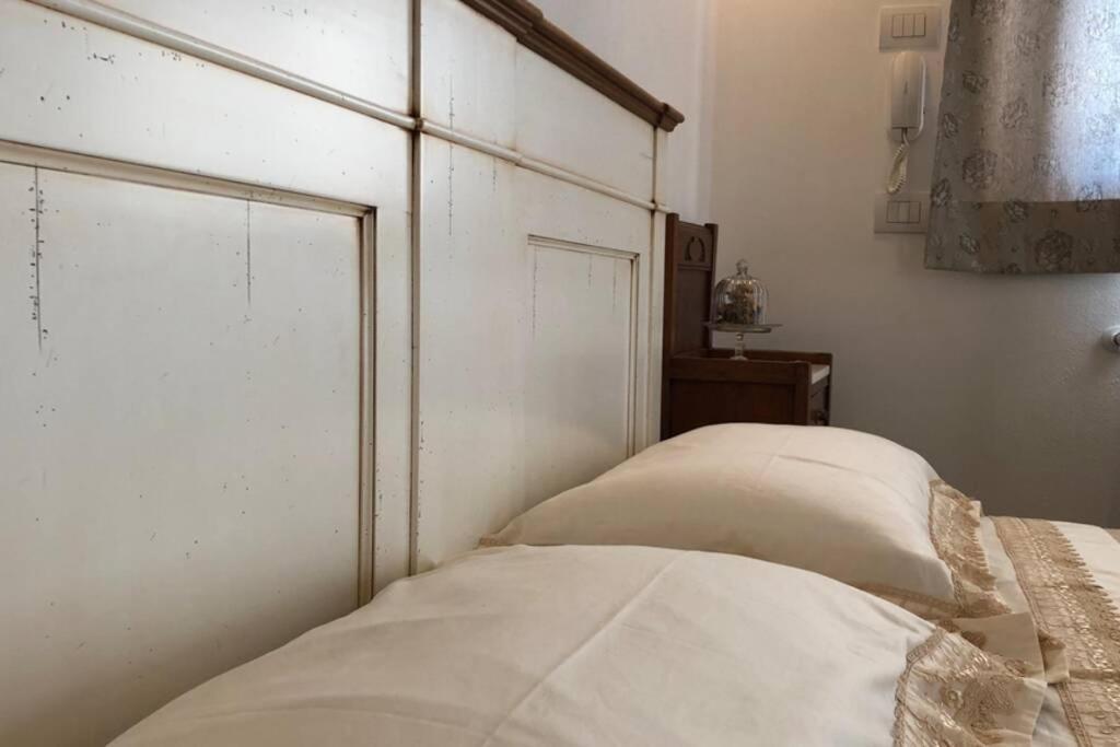 La Poulerie - Suite Dependance Gera Lario Buitenkant foto