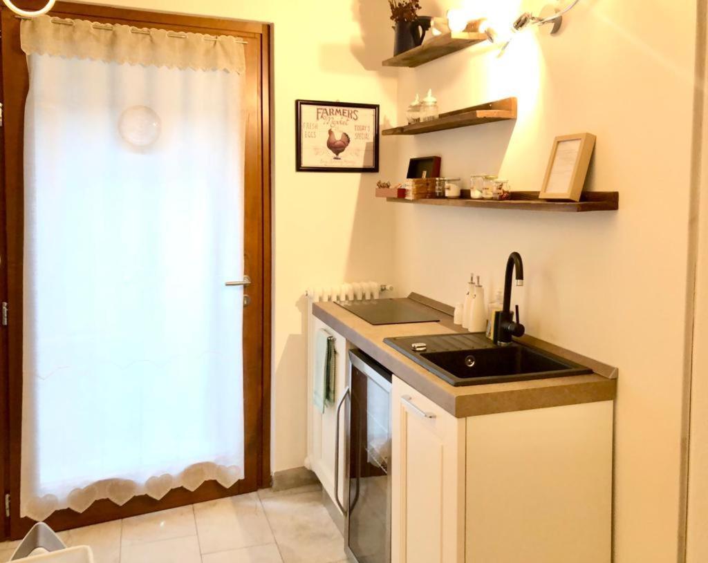 La Poulerie - Suite Dependance Gera Lario Buitenkant foto
